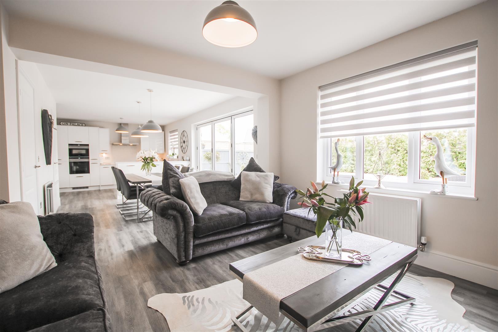 4 Bed Detached House For Sale - Main Image